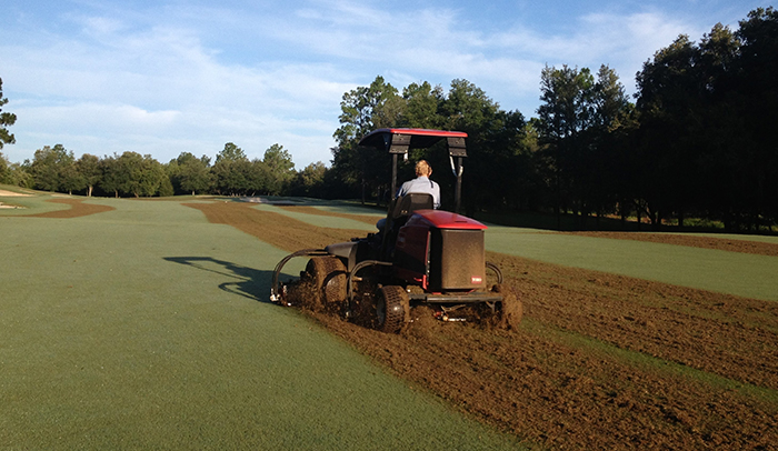 toro reelmaster verticutting a fairway on juliette falls golf course