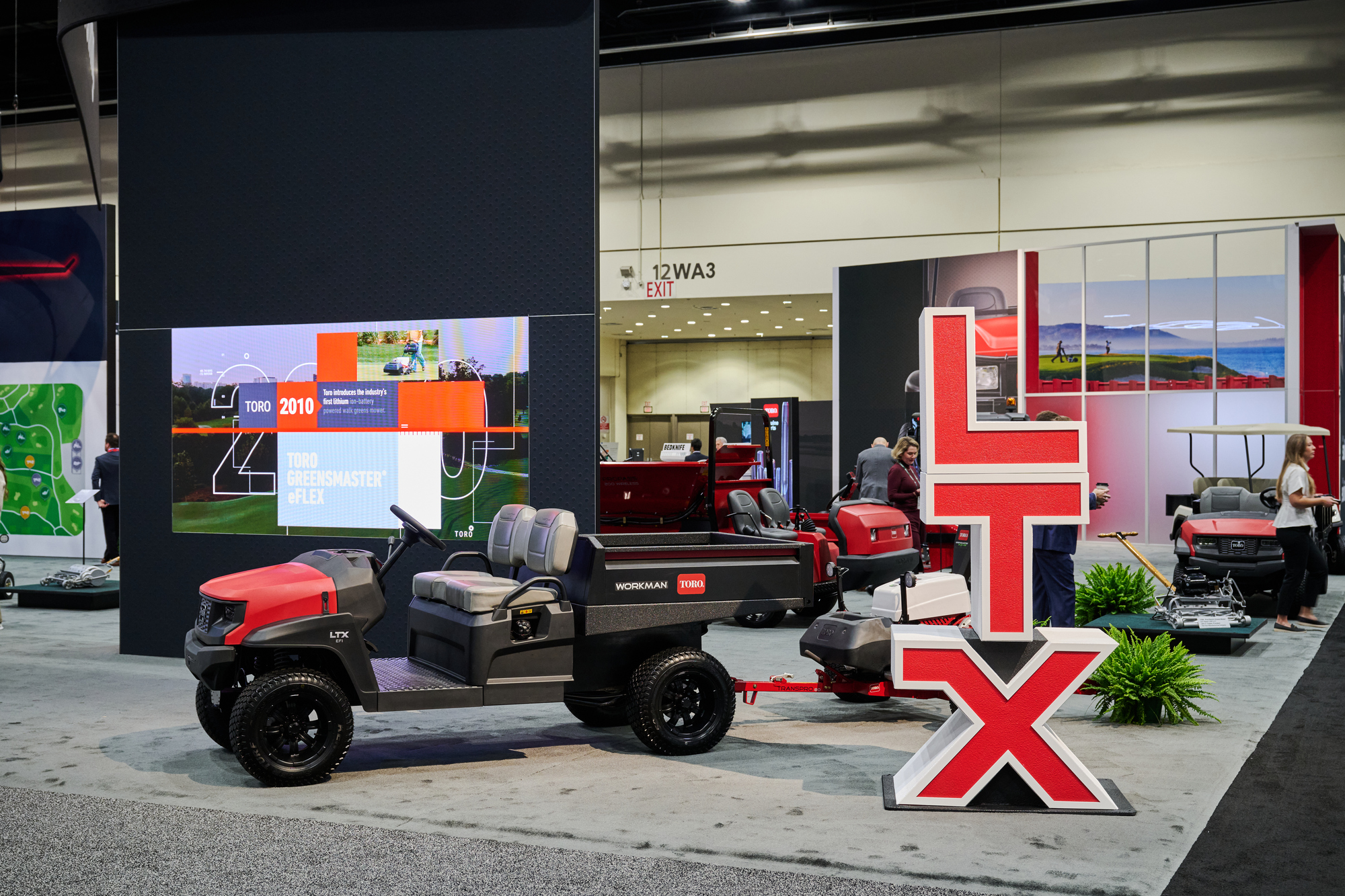 The Workman® LTX Sets a New Bar for Turf Utility - Toro Advantage